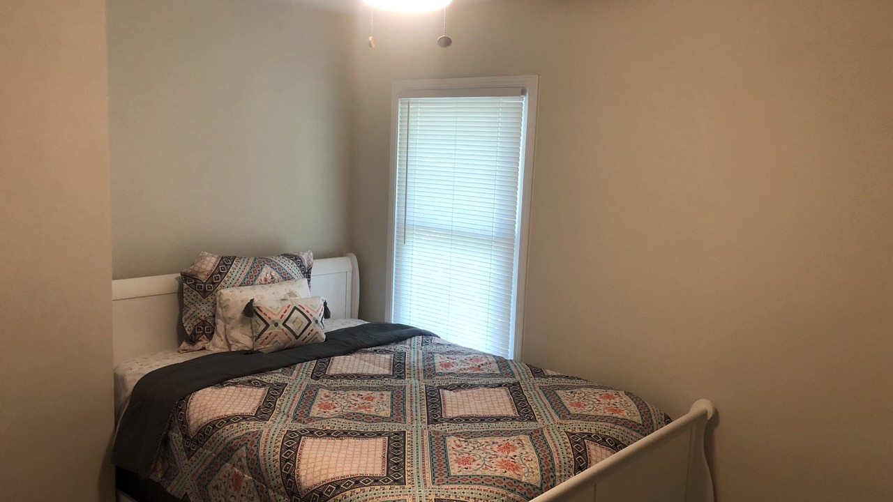 Photo of Bedroom in Snellville