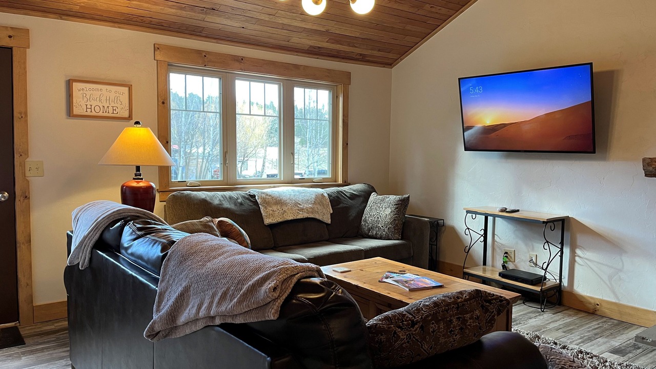 Photo of Livingroom in Custer
