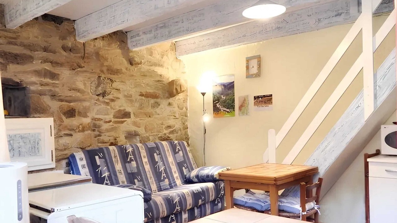 Photo of Livingroom in Dompnac