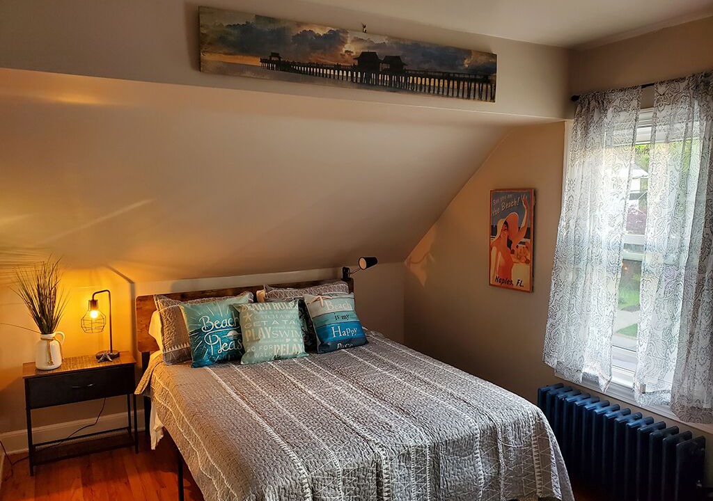 Photo of Bedroom in Saratoga Springs