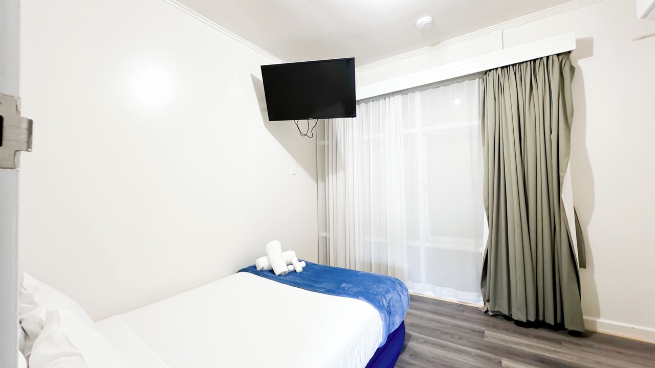 Photo of Bedroom in Pasadena