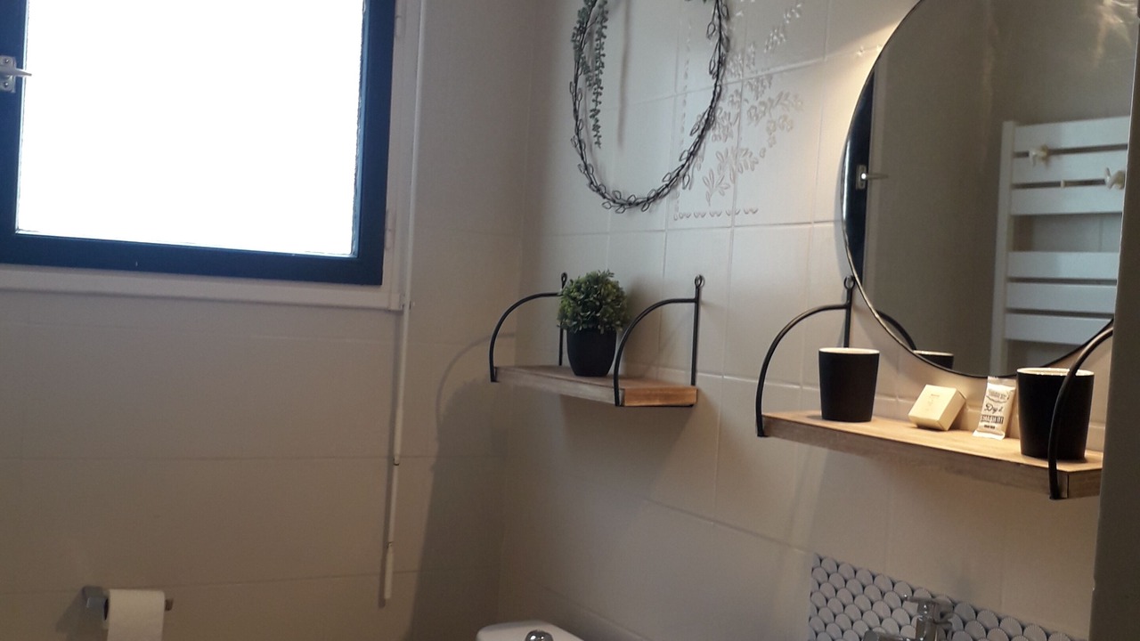 Photo of Bathroom in Senneville-sur-Fecamp