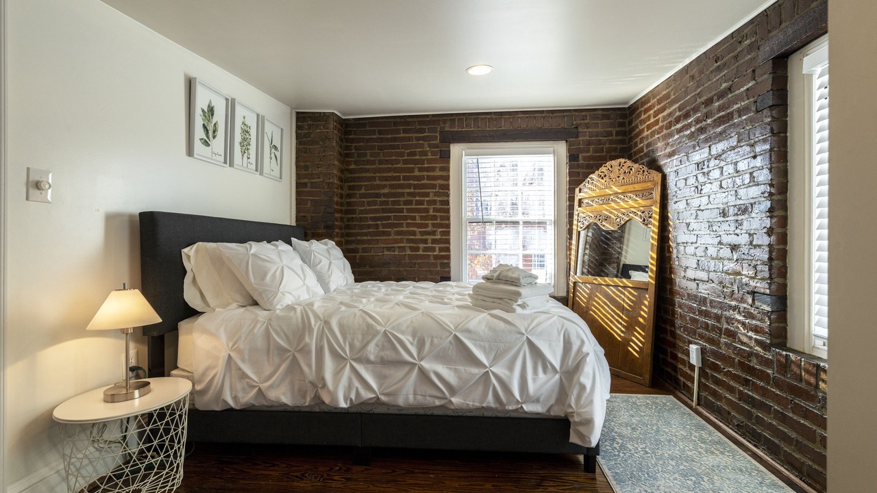 Photo of Bedroom in Georgetown