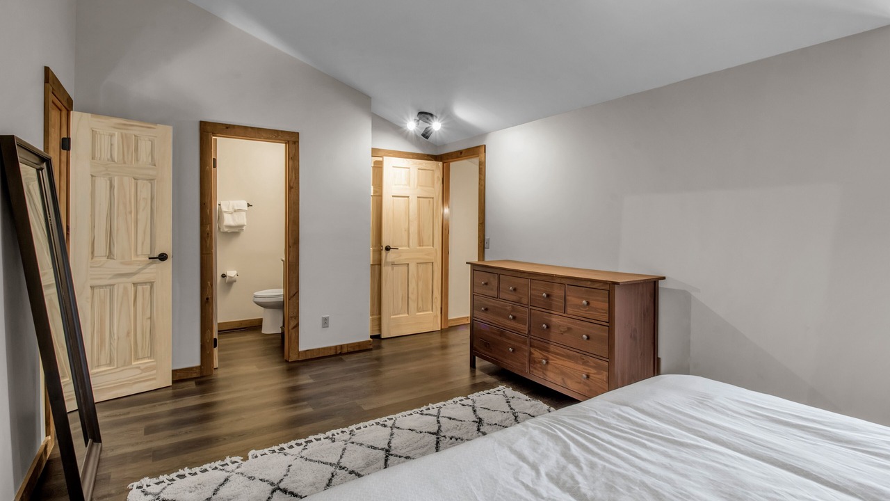 Photo of Bedroom in Ellicottville
