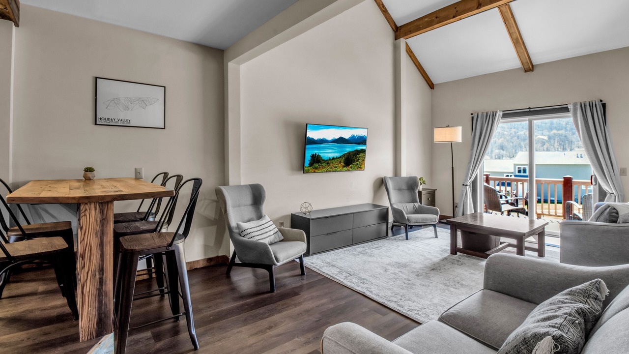 Photo of Livingroom in Ellicottville