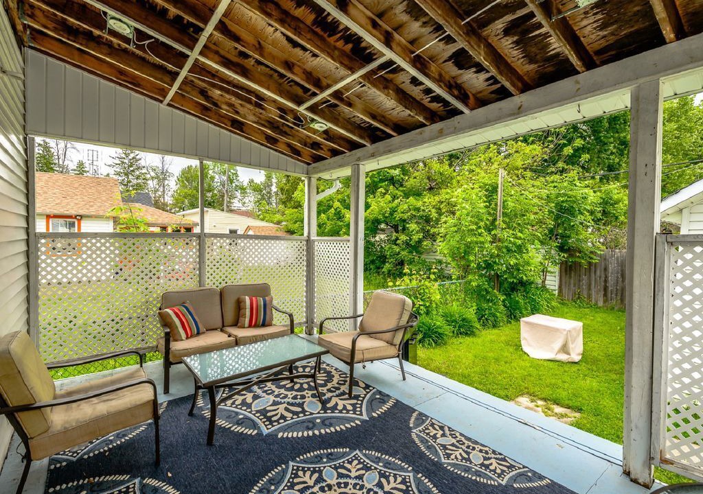 Photo of Patio Balcony in Crystal Beach