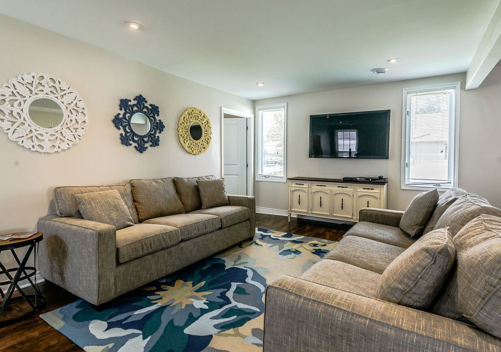 Photo of Bedroom in Crystal Beach