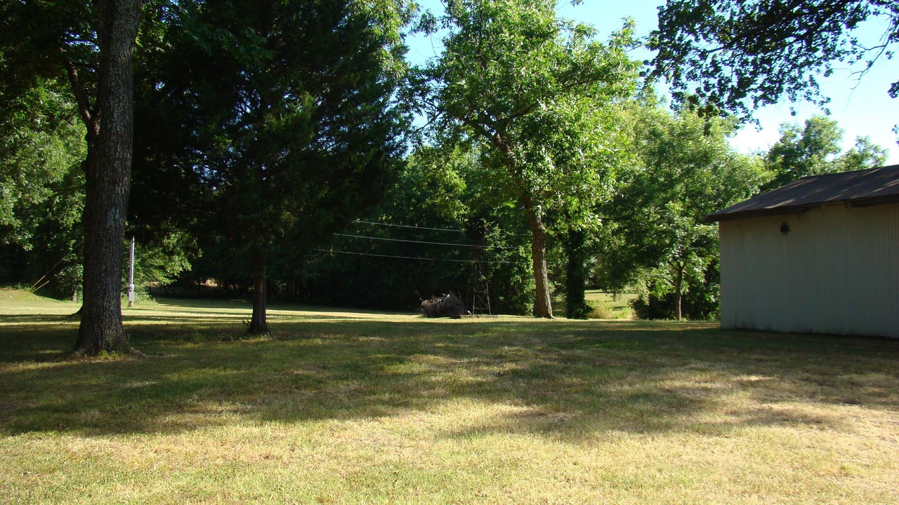 Photo of Others in Hulbert
