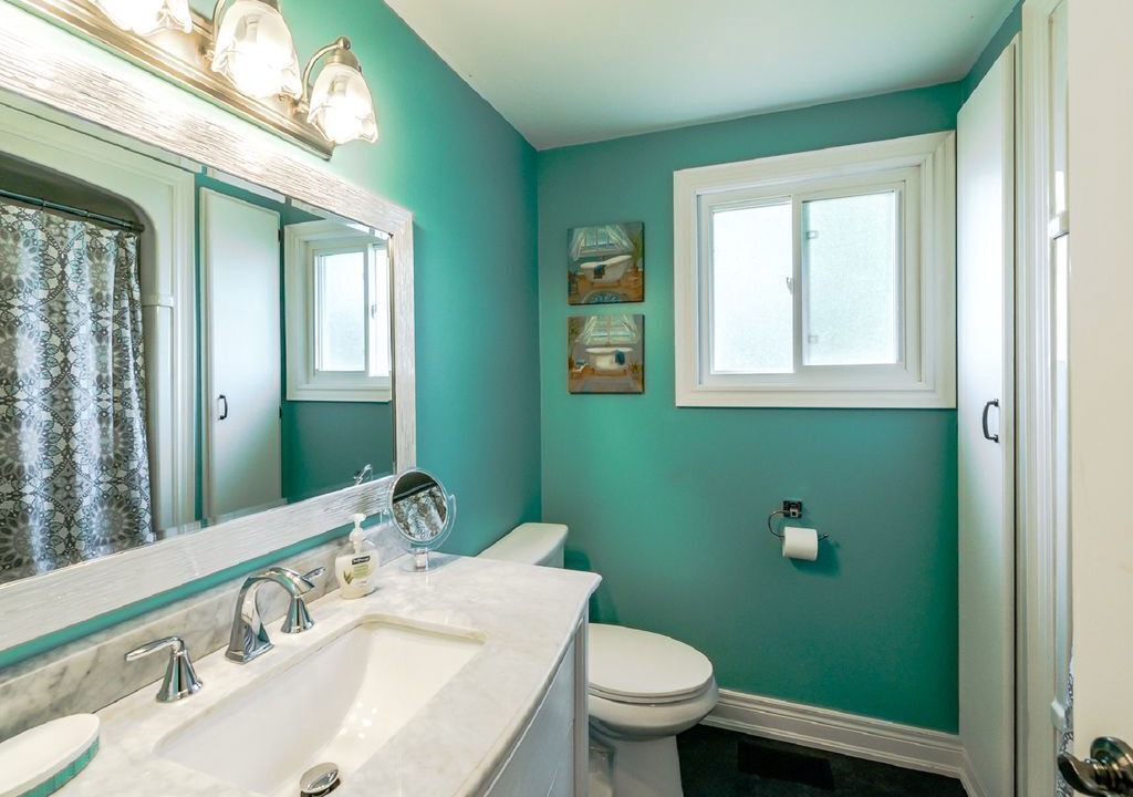 Photo of Bathroom in Crystal Beach