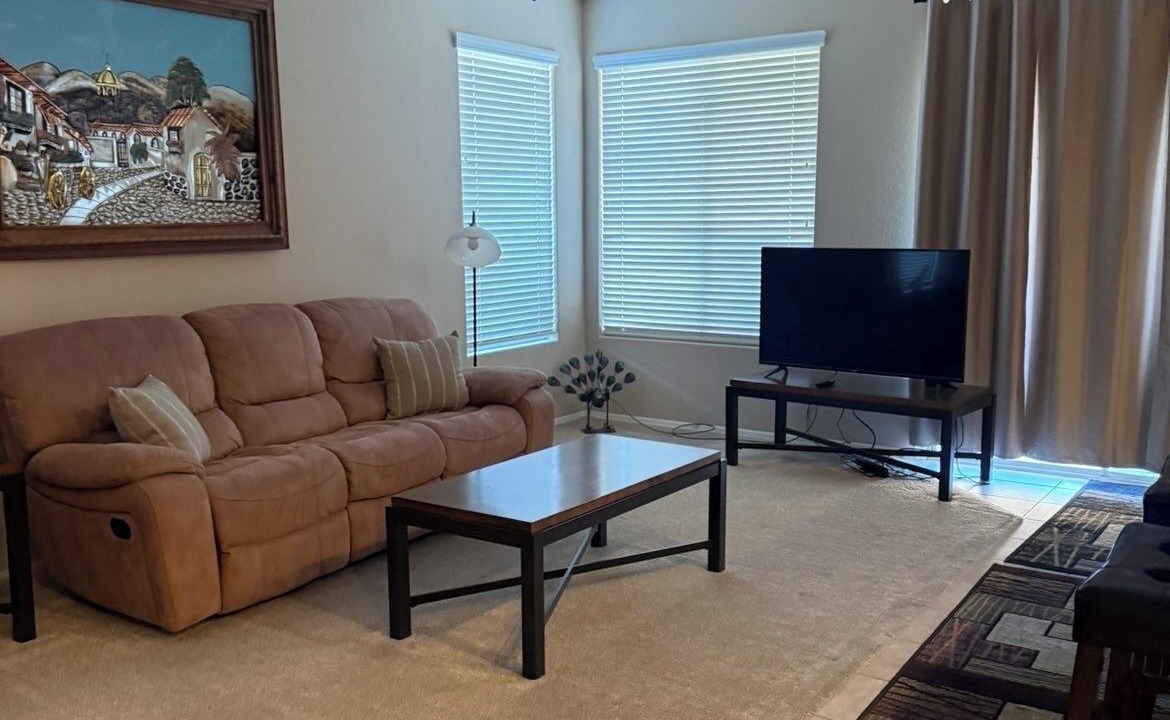 Photo of Livingroom in San Tan Valley