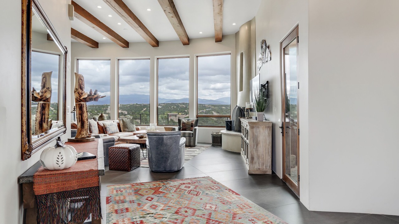 Photo of Livingroom in Santa Fe