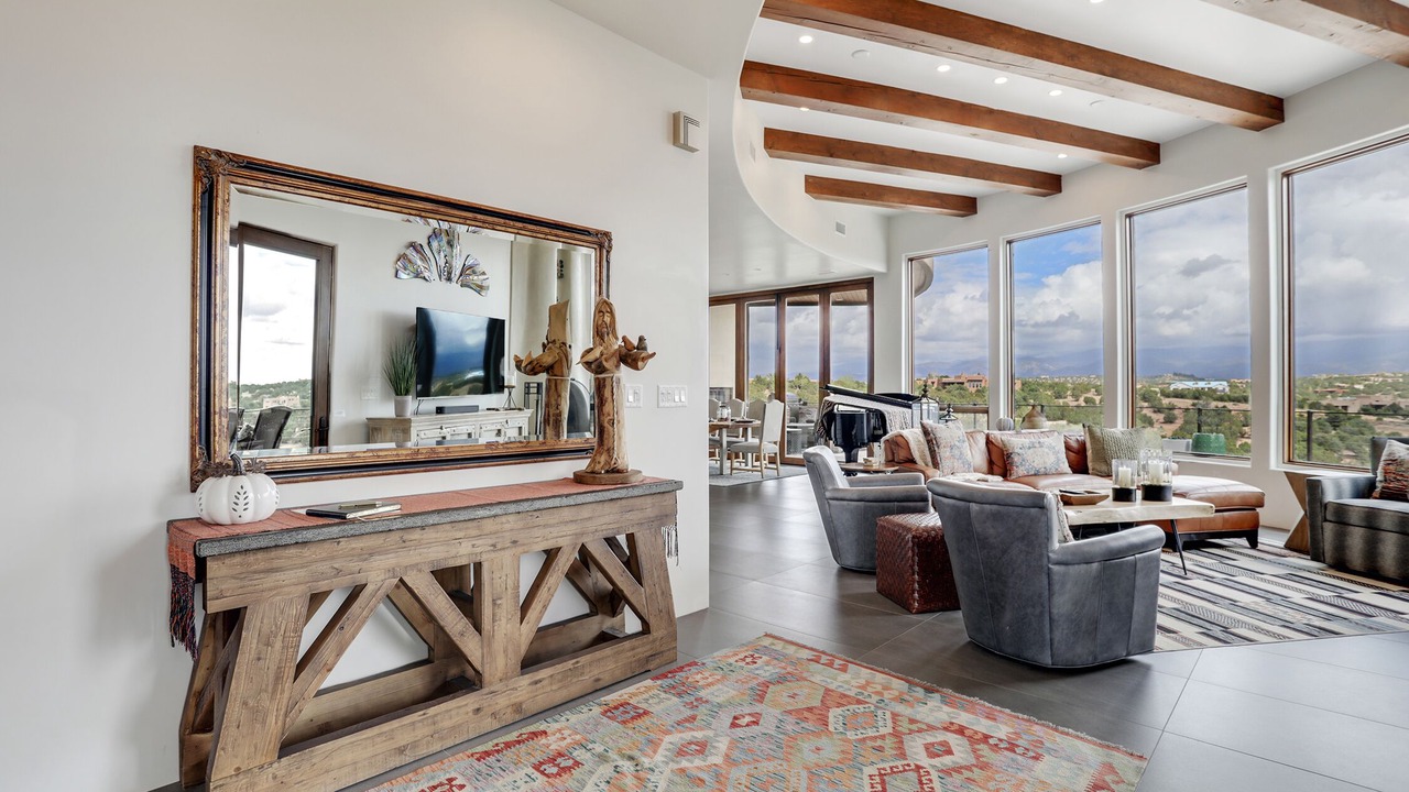 Photo of Livingroom in Santa Fe