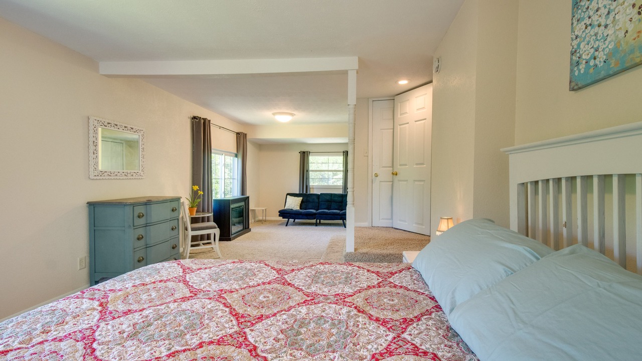 Photo of Bedroom in Bull Shoals