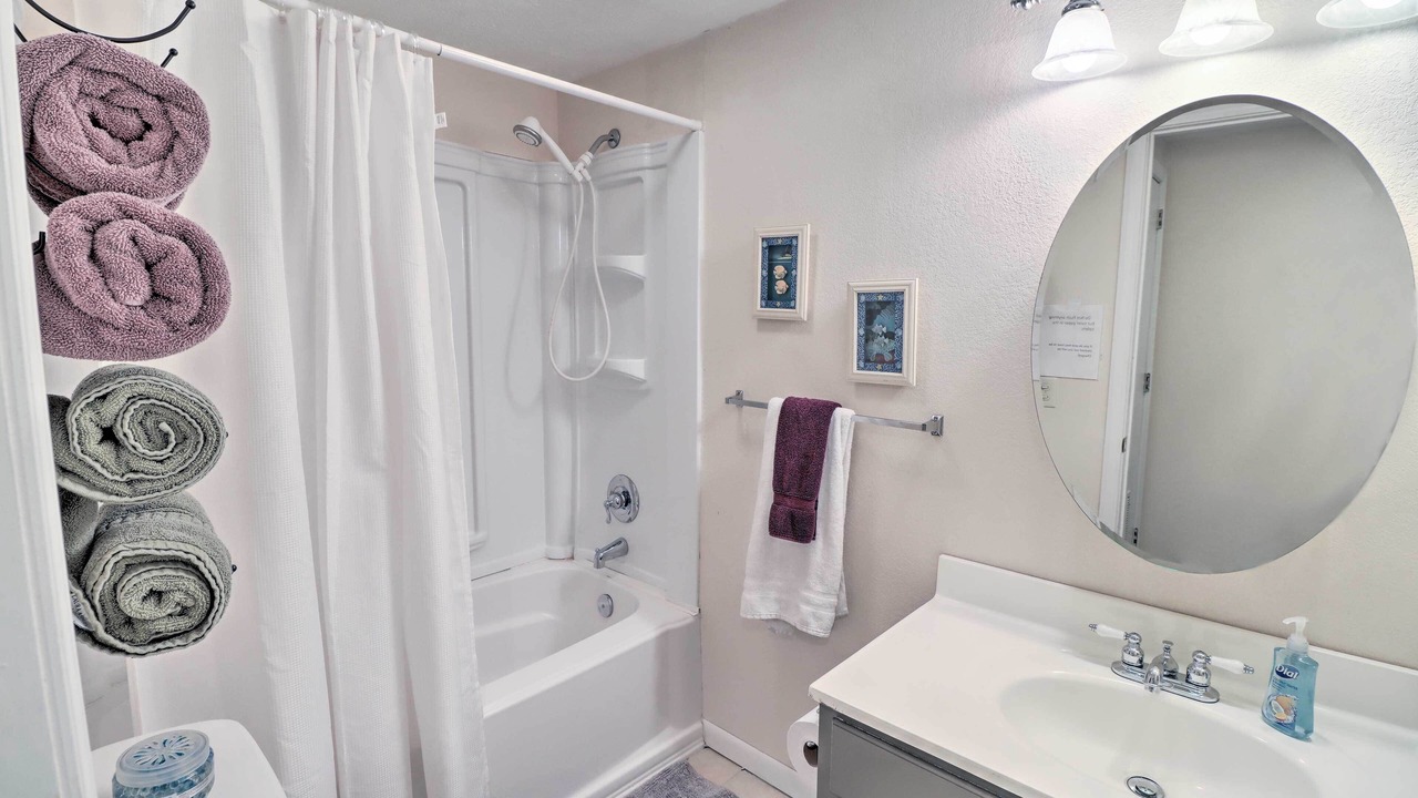 Photo of Bathroom in Bull Shoals