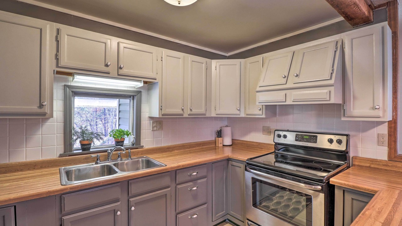 Photo of Kitchen in Bull Shoals