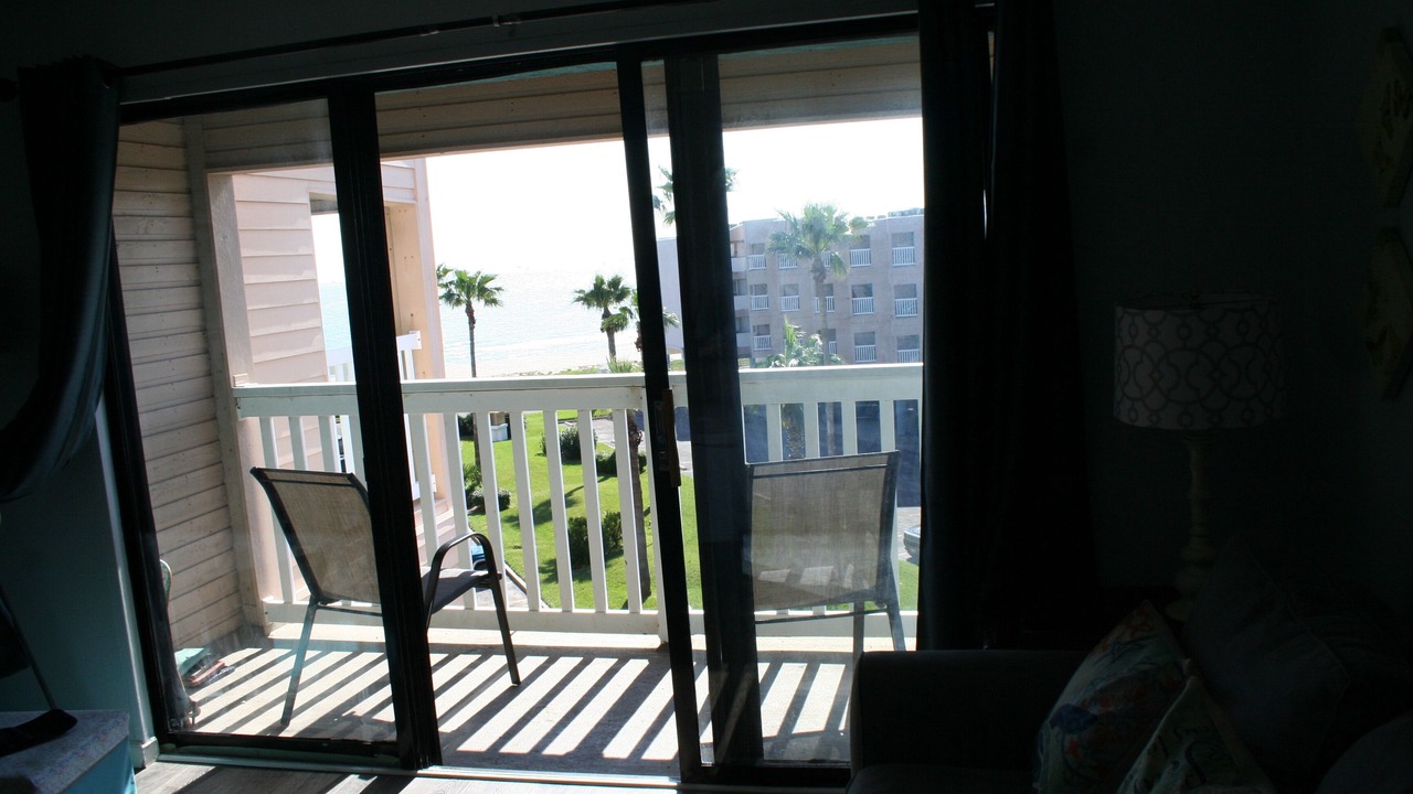 Photo of Livingroom in North Beach