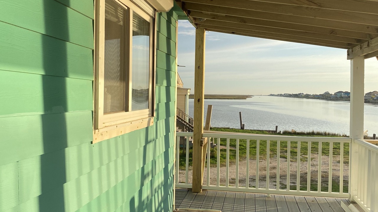 Photo of Patio Balcony in Cedar Lane