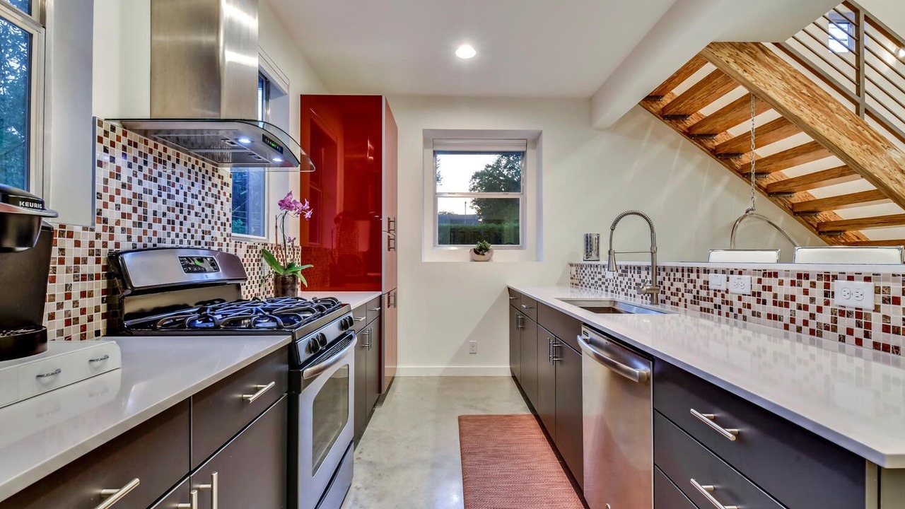Photo of Kitchen in Holly