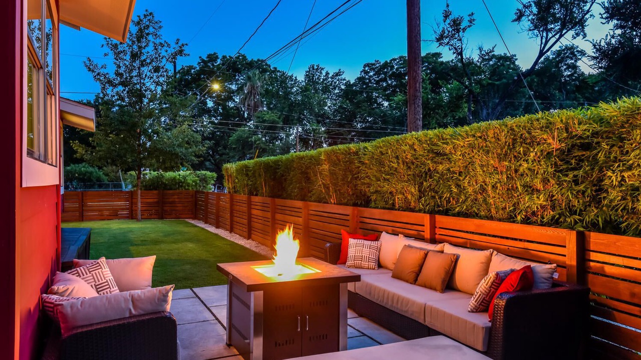 Photo of Patio Balcony in Holly