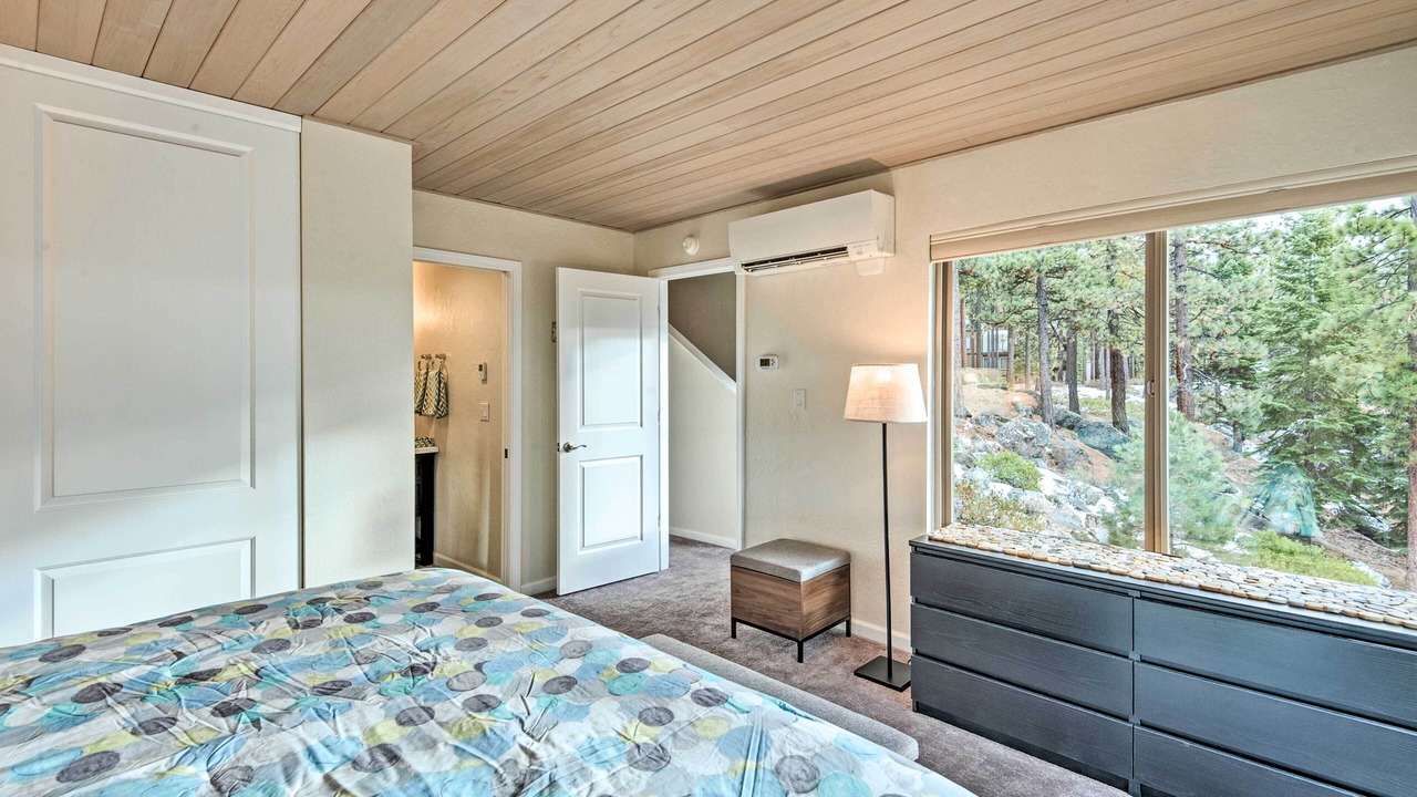 Photo of Bedroom in Zephyr Cove