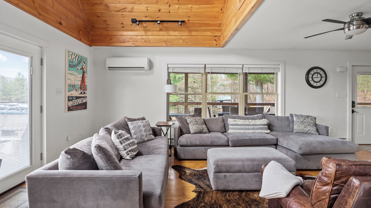 Photo of Livingroom in East Chatham