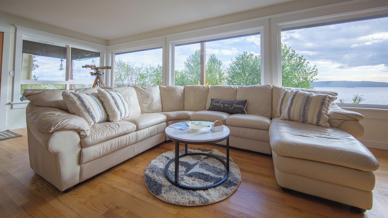 Photo of Bedroom in Des Moines