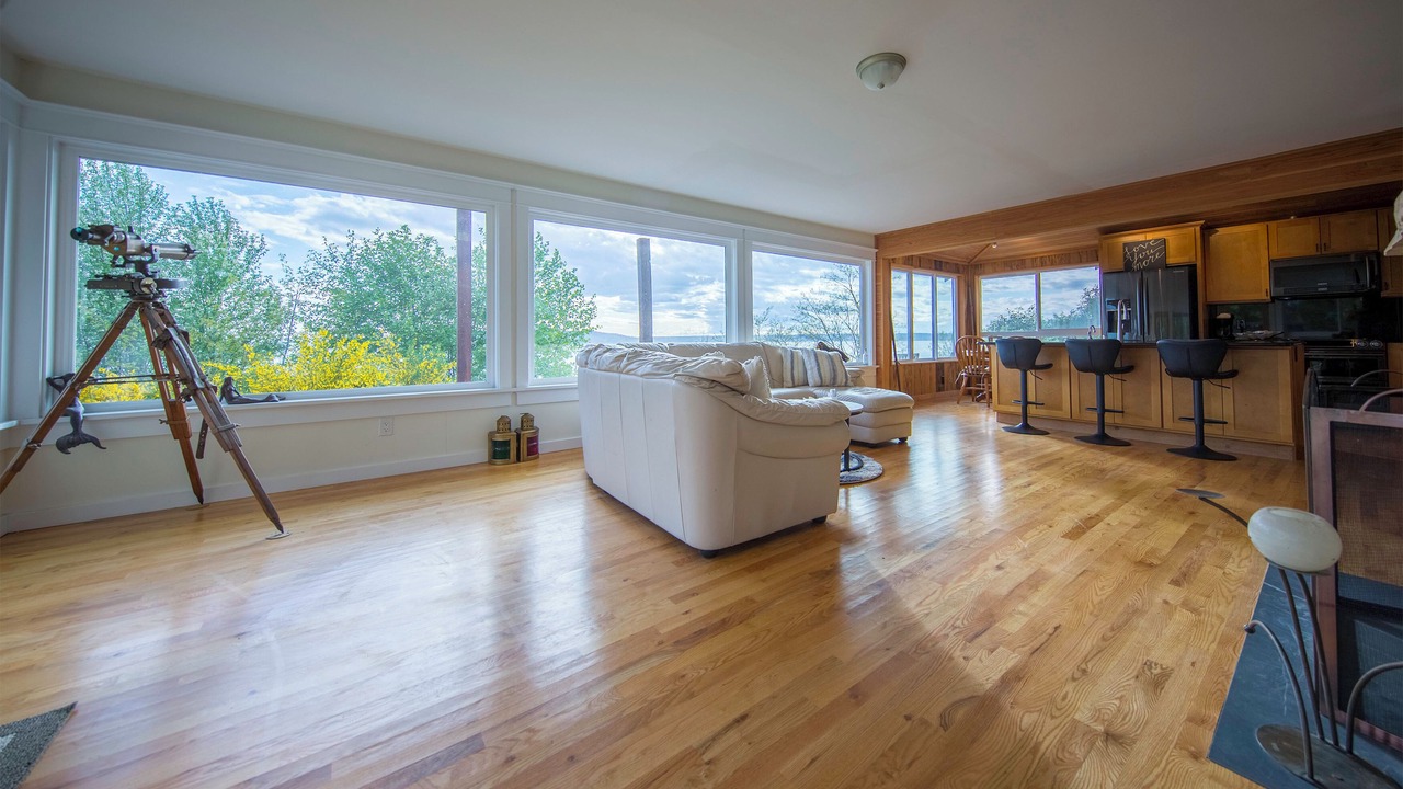 Photo of Livingroom in Des Moines