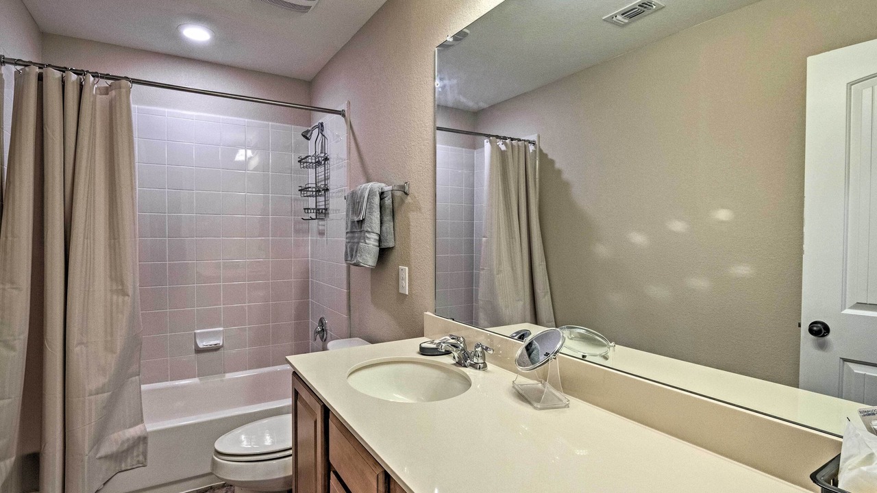 Photo of Bathroom in Manor