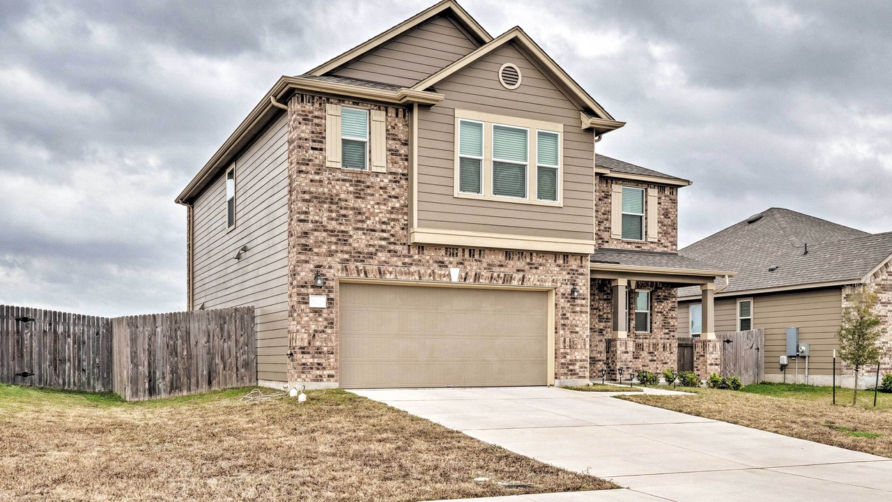 Photo of Outdoor in Manor