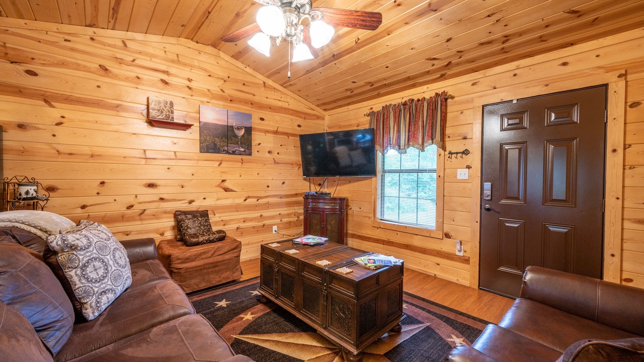 Photo of Livingroom in Smithville