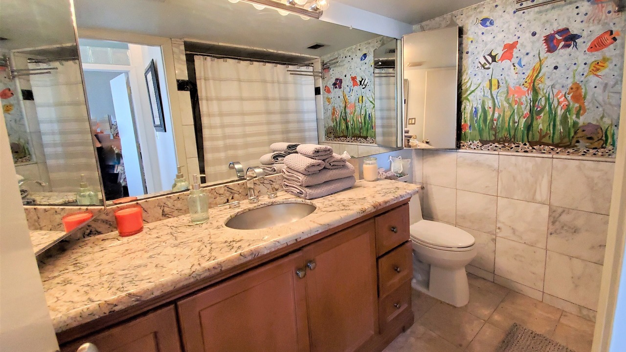 Photo of Bathroom in Roosevelt