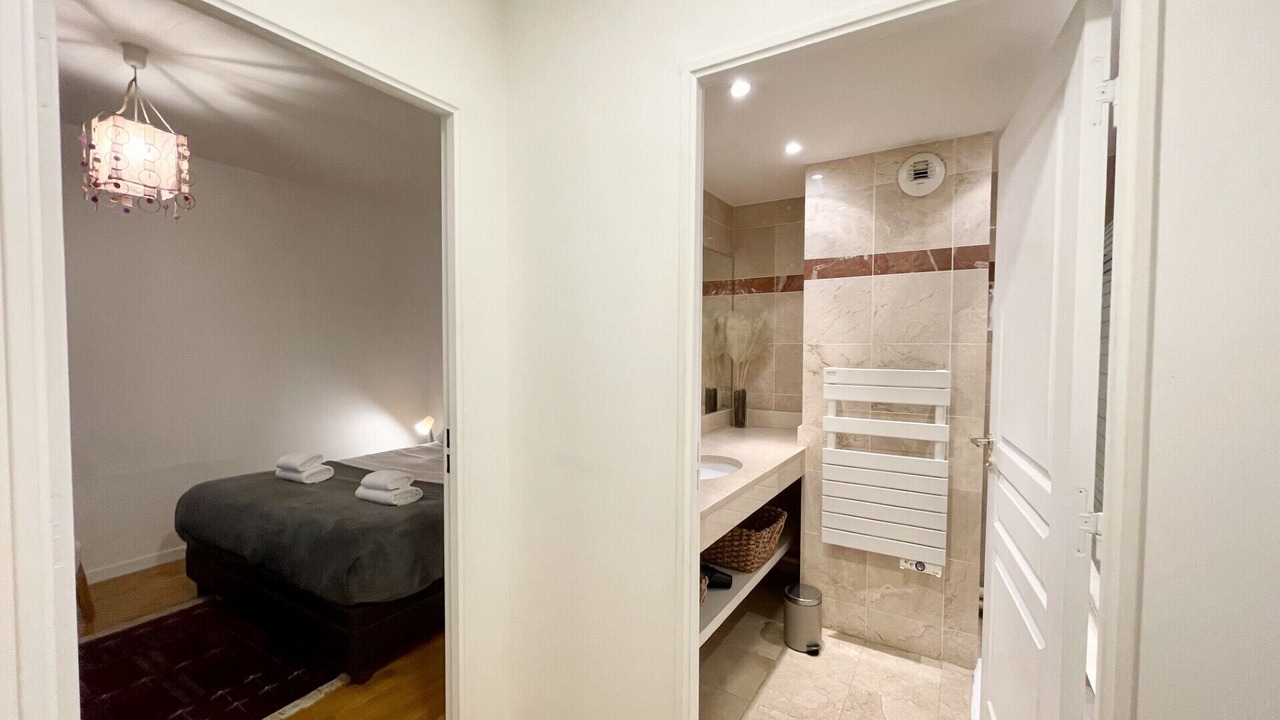 Photo of Bedroom in Ternes