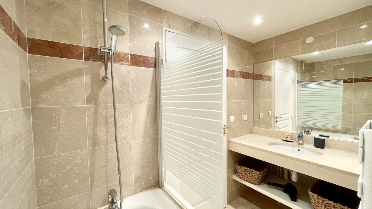 Photo of Bathroom in Ternes