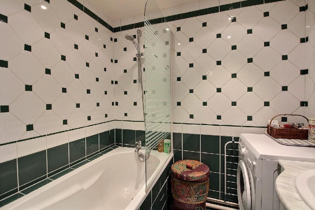 Photo of Bathroom in Butte-aux-Cailles