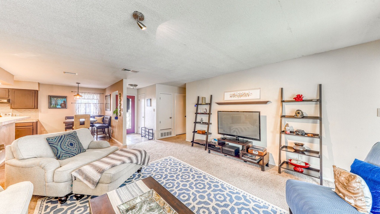 Photo of Livingroom in Benbrook