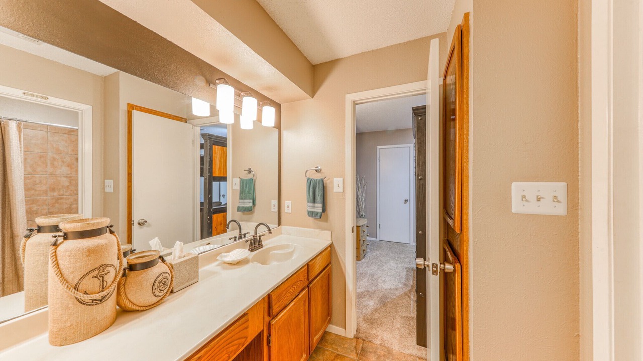 Photo of Bathroom in Benbrook