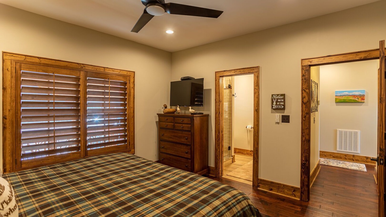 Photo of Bedroom in Elk Park