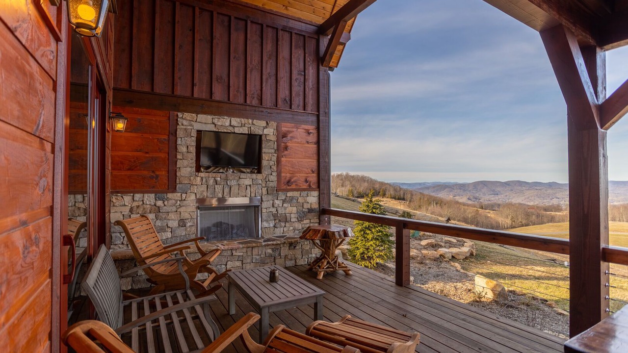 Photo of Patio Balcony in Elk Park