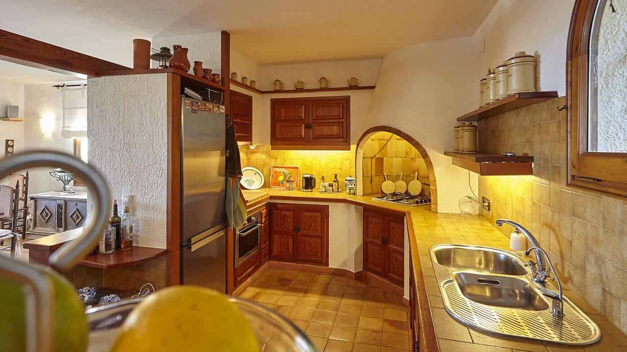 Photo of Kitchen in Tamariu