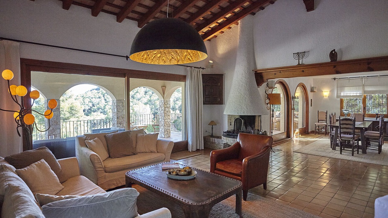 Photo of Livingroom in Tamariu