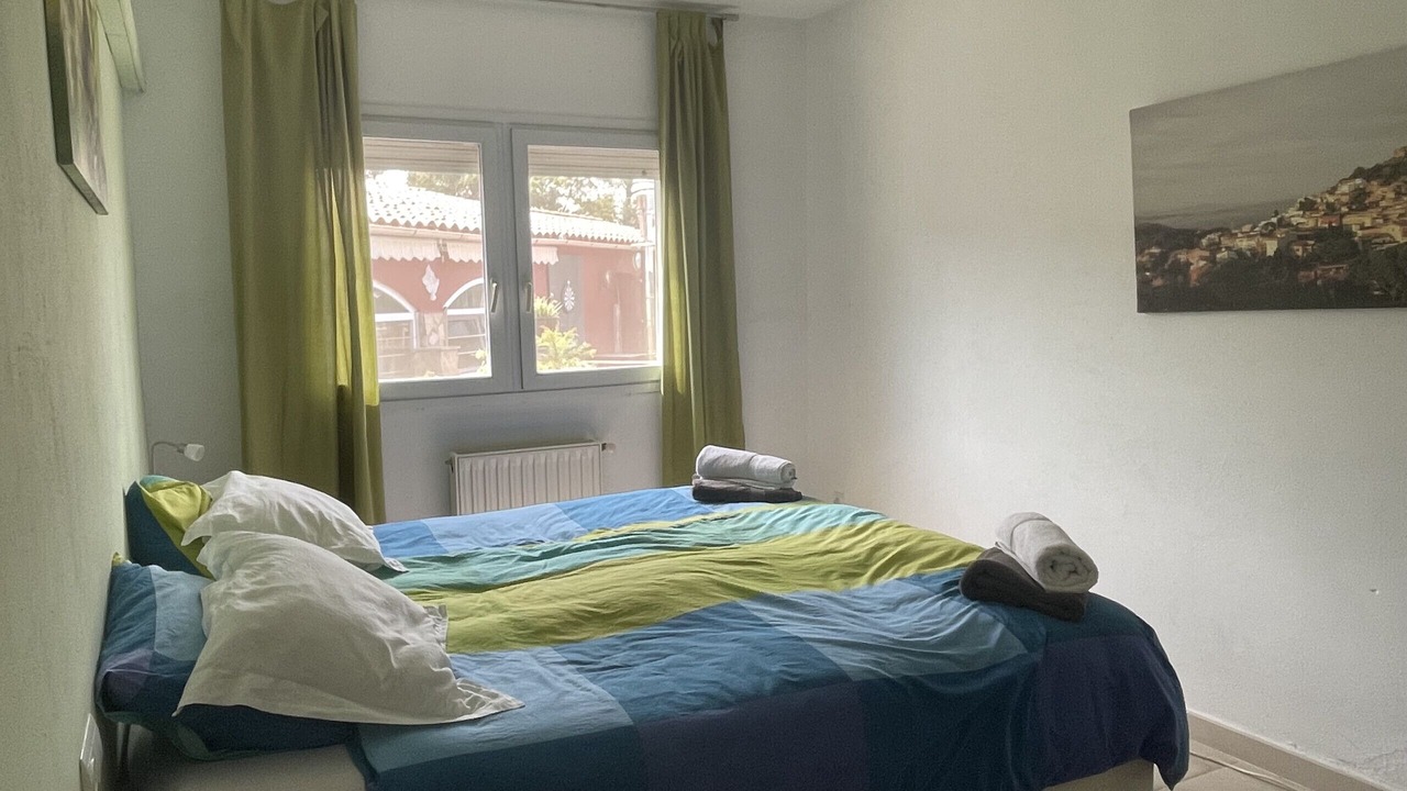 Photo of Bedroom in Pals
