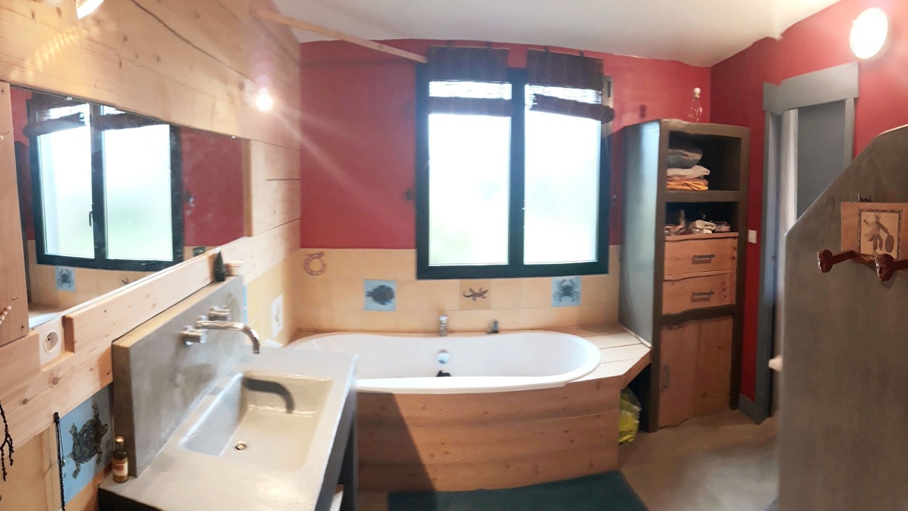 Photo of Bathroom in Sainte-Marguerite-sur-Mer