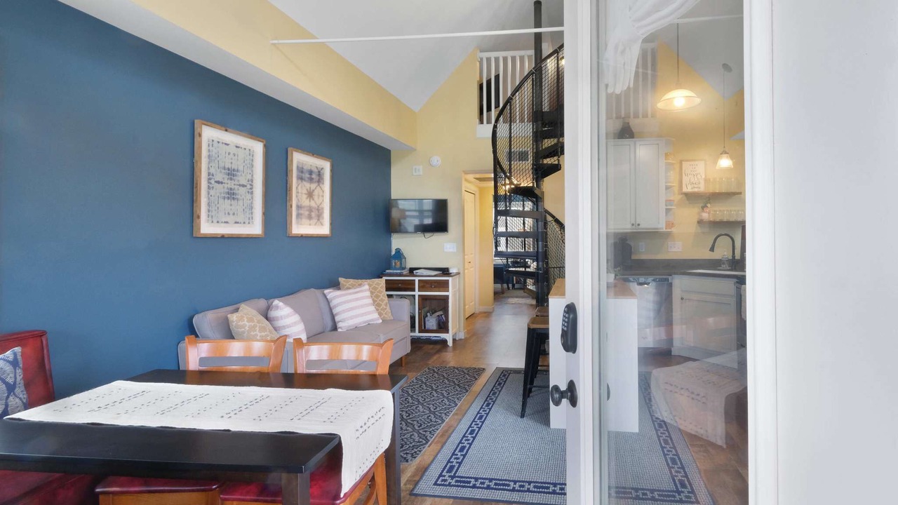 Photo of Livingroom in Ottawa