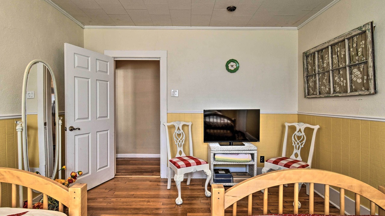 Photo of Bedroom in Hot Springs
