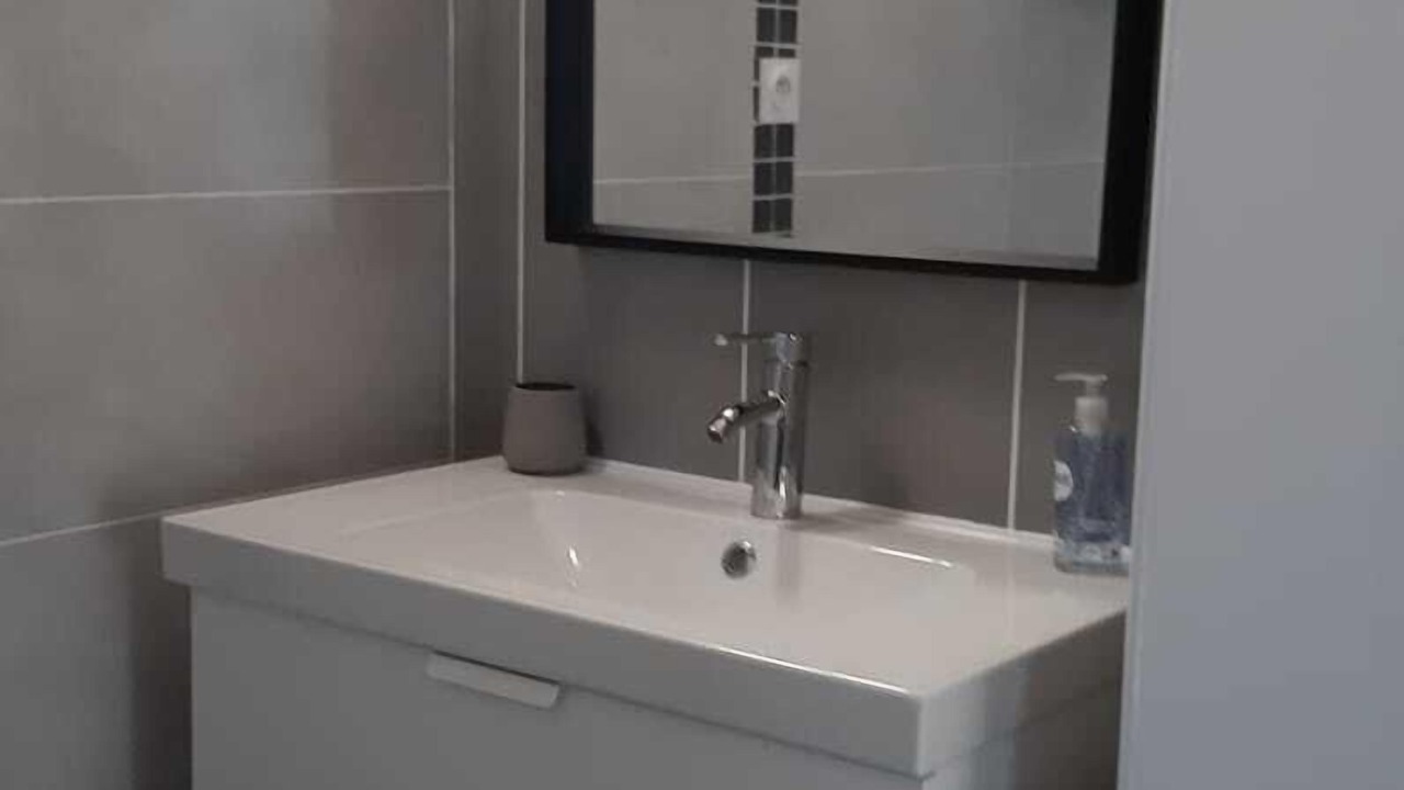 Photo of Bathroom in Epieds