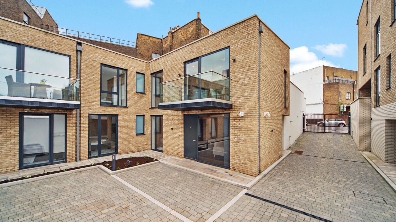 Photo of Outdoor in Parsons Green and Walham