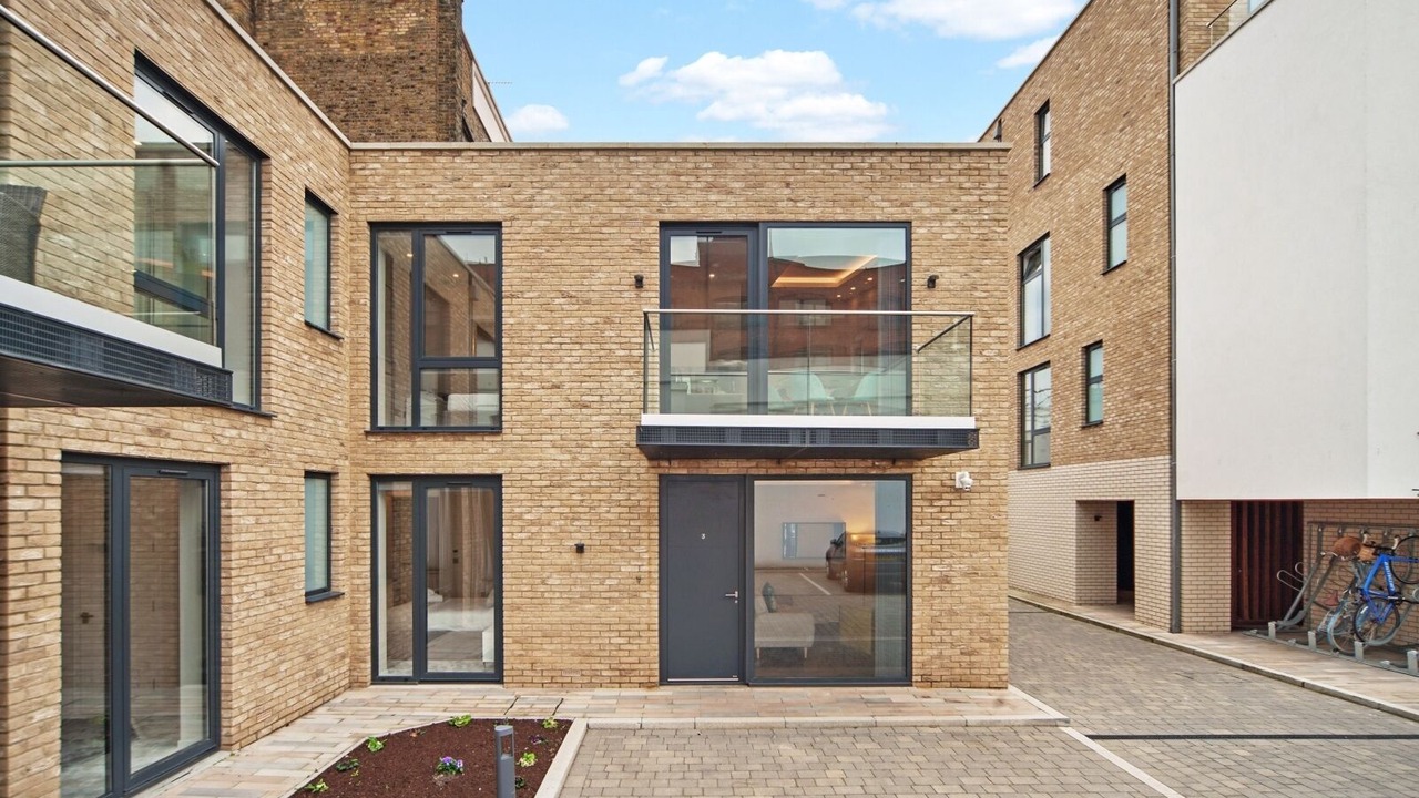 Photo of Outdoor in Parsons Green and Walham