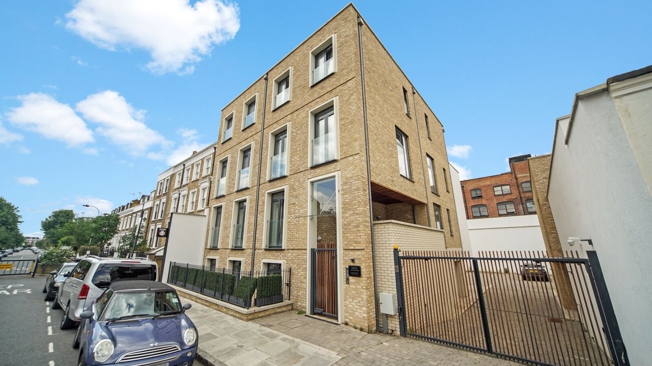 Photo of Outdoor in Parsons Green and Walham