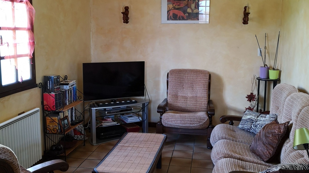 Photo of Livingroom in Ouzous