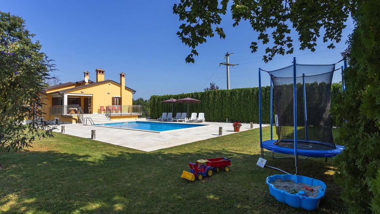 Photo of Outdoor in Zabrezani